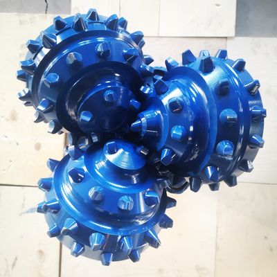 Güç Fabrikası IADC437 374mm Su kuyusu delme için Tricone Rol Bit
