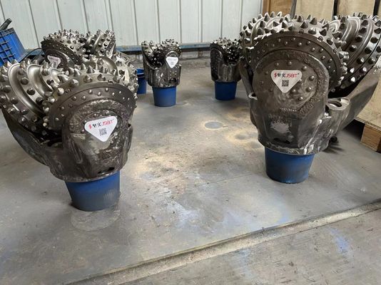 Fabrika tedarikleri Doğrudan 393.7mm 15 1/2 inç IADC537 Tci Tricone matkap parçası